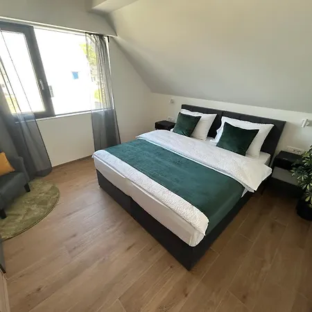 Eva Adults Only Apartment