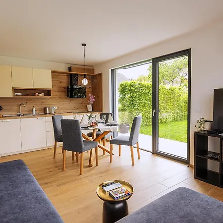 Eva (adults Only) * Bled