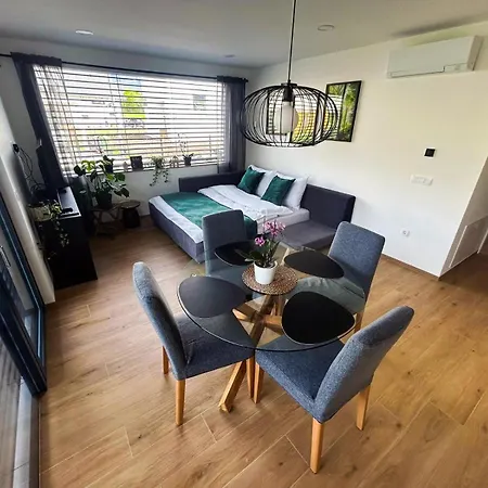 Eva-bled (adults Only) Apartamento