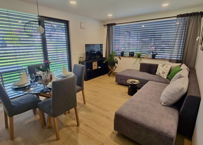 Eva (adults Only) * Bled